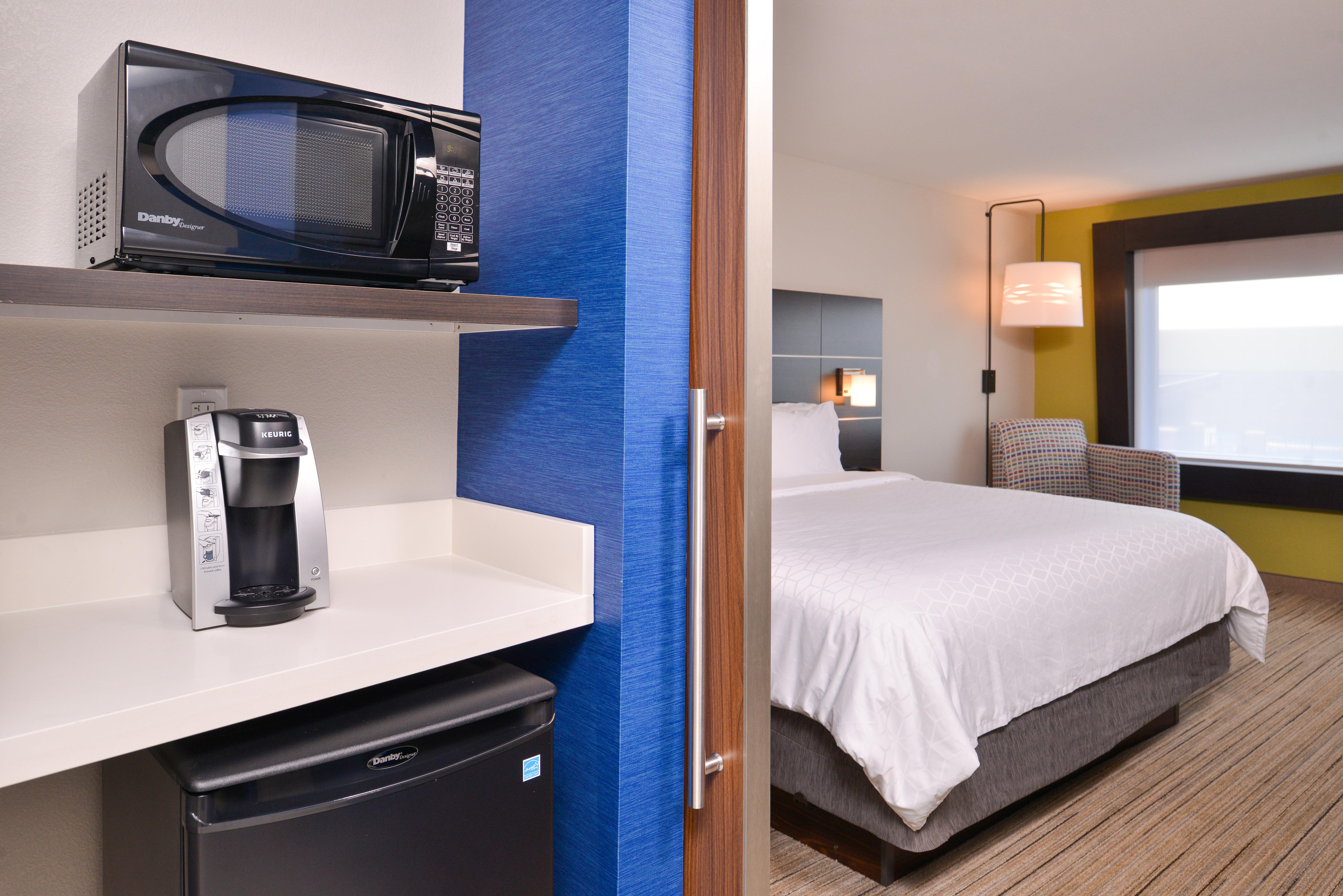 Holiday Inn Express & Suites - Olathe West By Ihg Buitenkant foto
