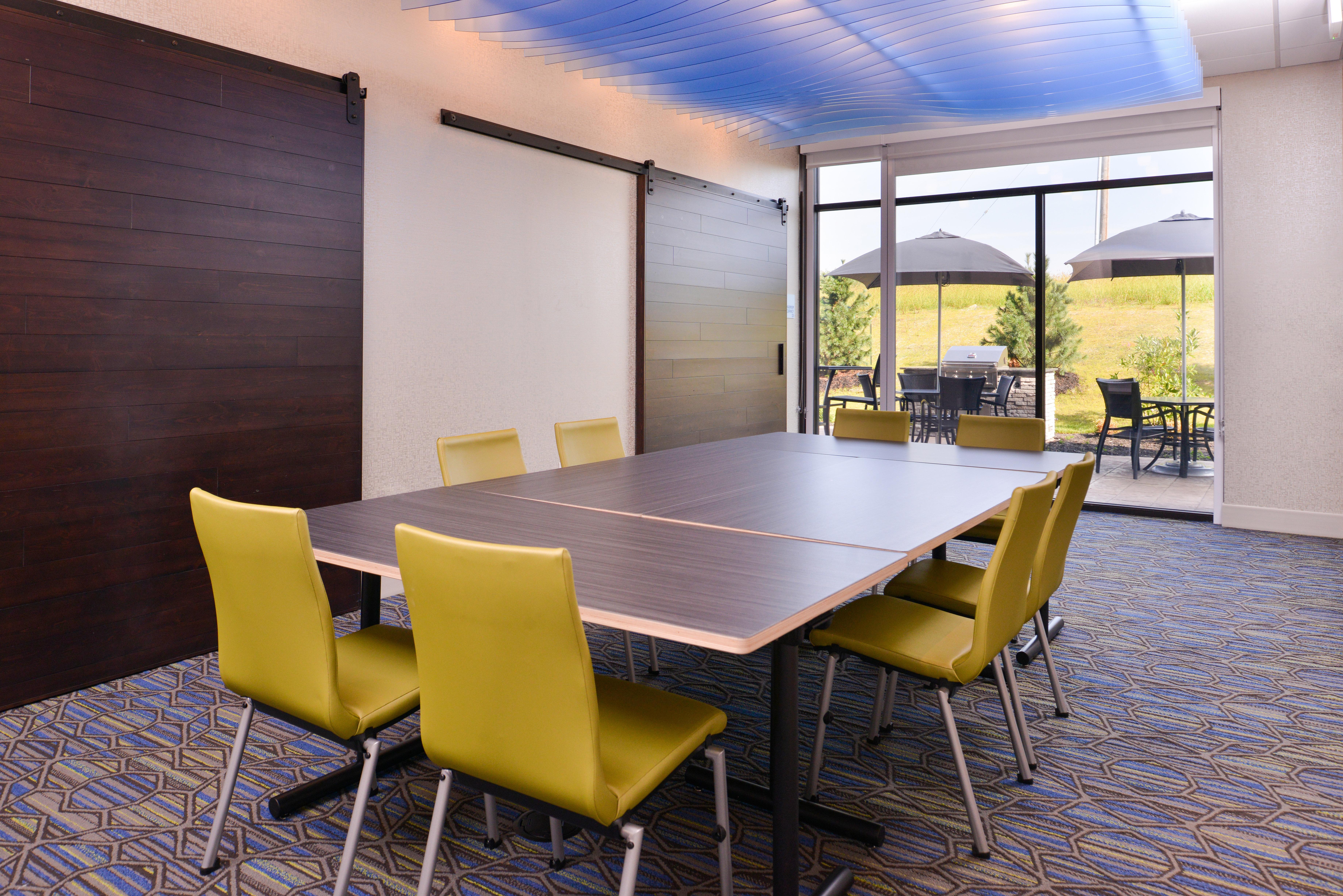 Holiday Inn Express & Suites - Olathe West By Ihg Buitenkant foto