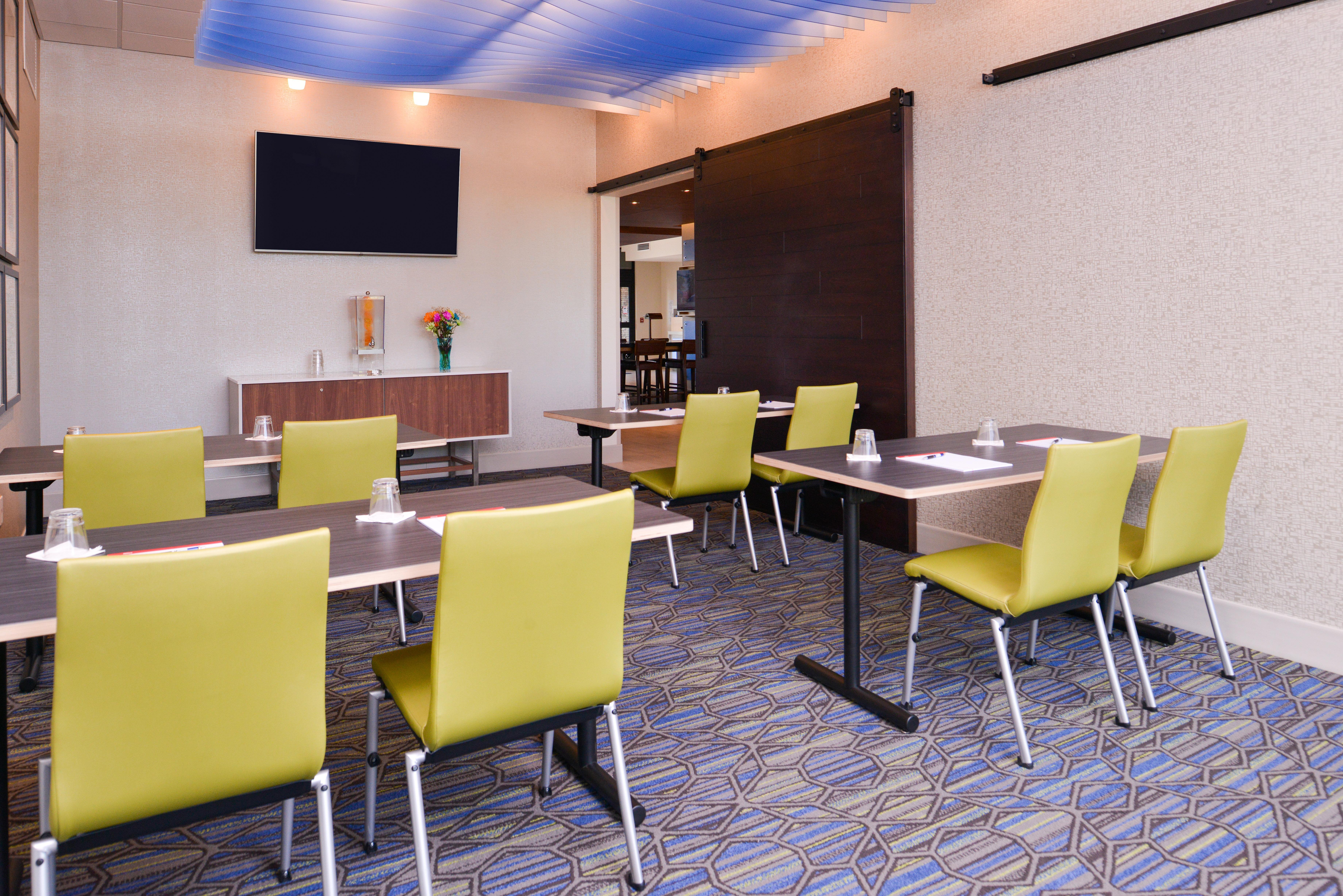 Holiday Inn Express & Suites - Olathe West By Ihg Buitenkant foto