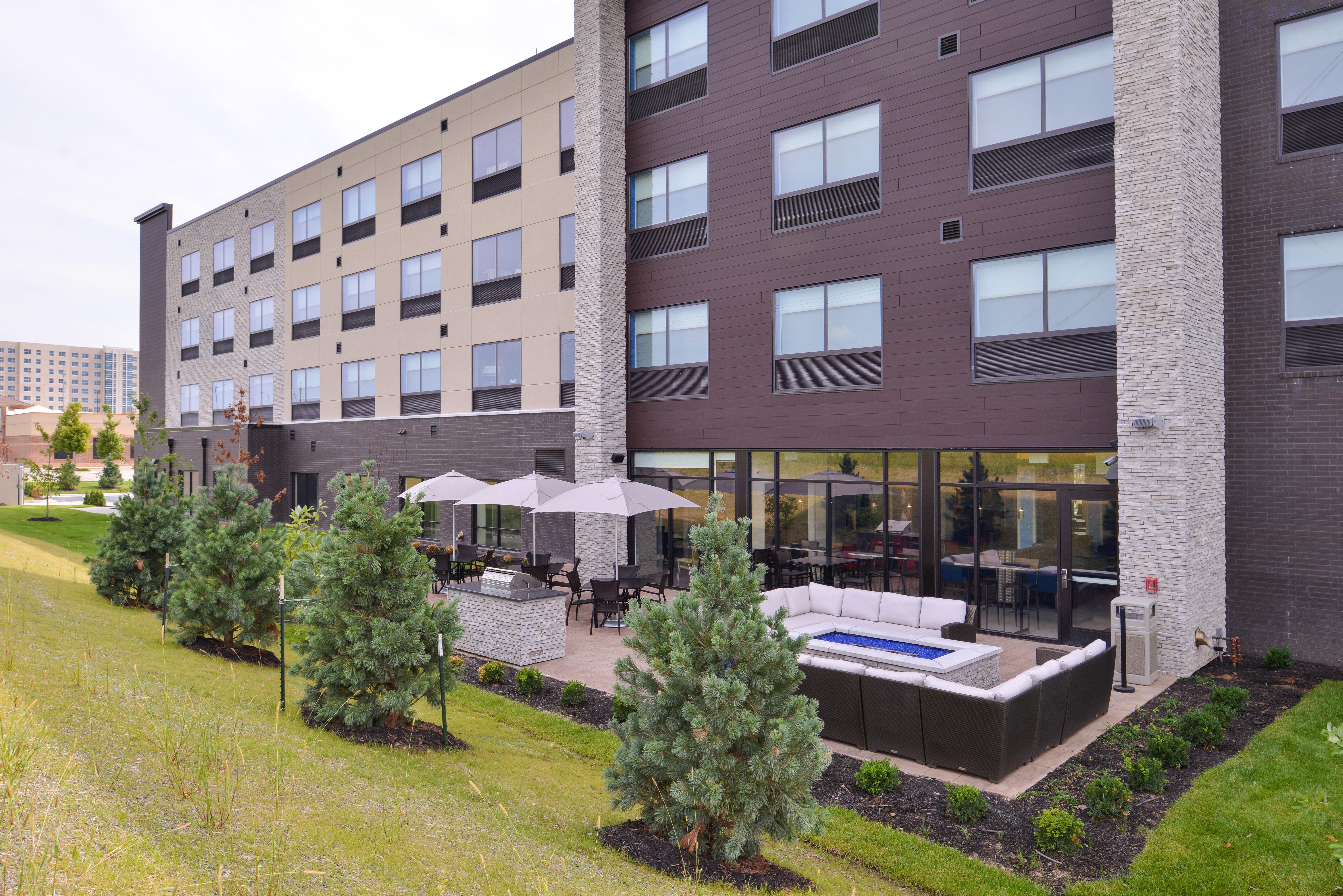 Holiday Inn Express & Suites - Olathe West By Ihg Buitenkant foto